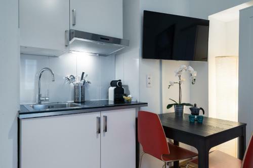 Hitrental Old Town Apartments