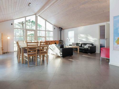 Holiday Home H�jby III