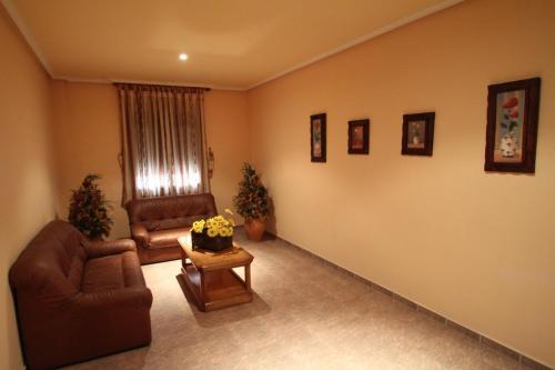 Hostal Restaurante Cuatro Caminos