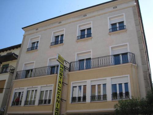 Hostal Canig�