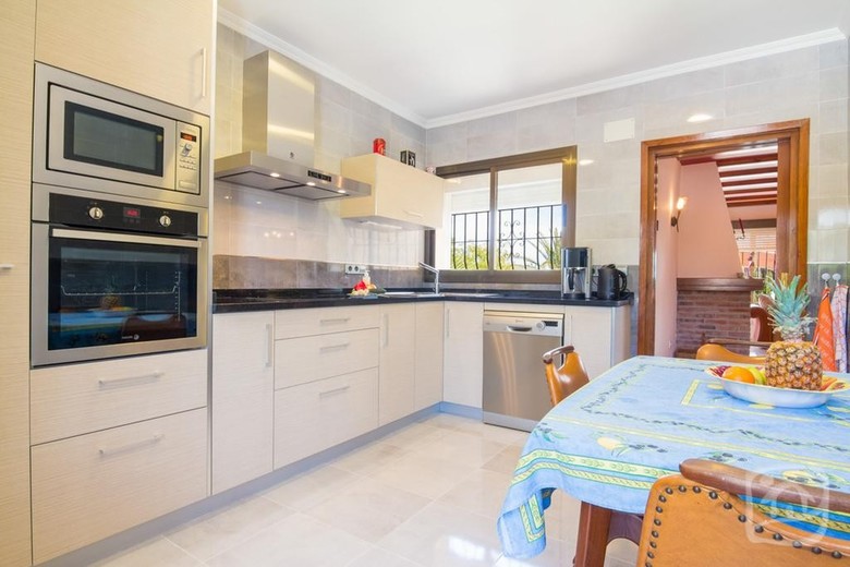 Holiday Villa Ricarlos