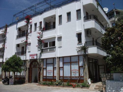 Hotel Sardunya Otel Arka B?na