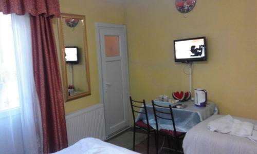 Bereket Traveler Hotel