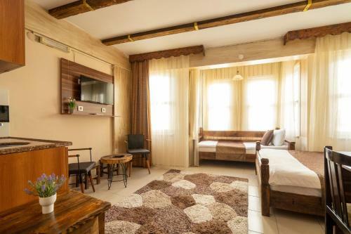 Pi Home & Apartments