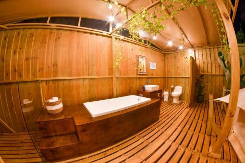 Seren Glamping