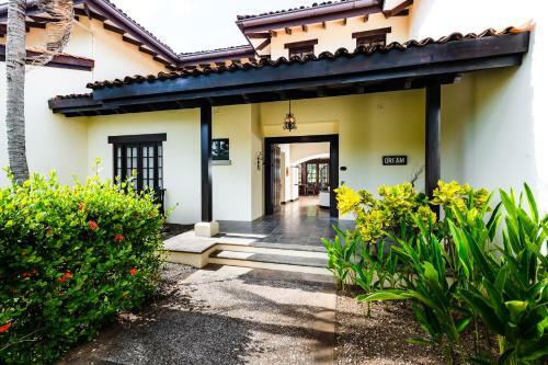 Villa Dream House In Prestigious Hacienda Pinilla