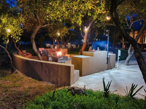 Hotel Golden Impalas Bush Resort