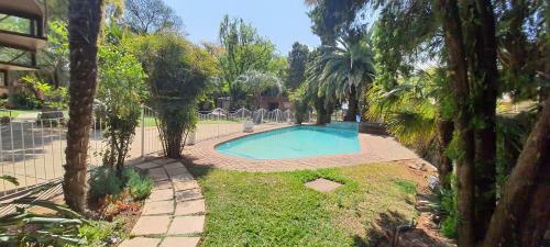 Hostal Gemstone Guest House