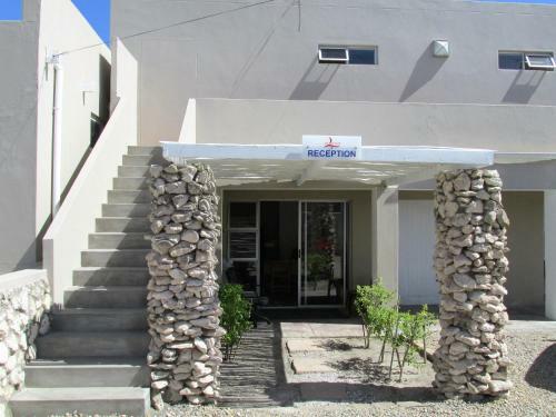 Hostal Due South Guest House