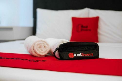 Hotel Reddoorz @ Sekip Medan