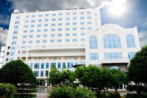 Grand Ninh Binh Legend Hotel