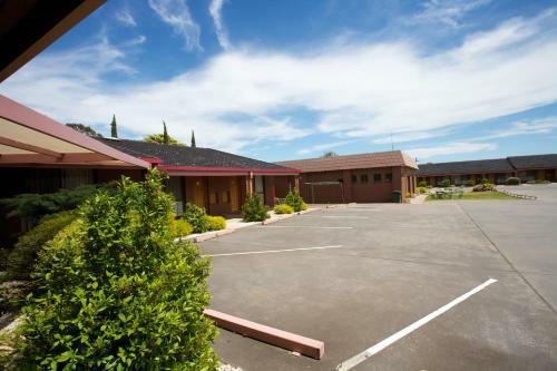 Golden Grain Motor Inn
