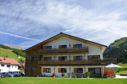 Hostal Das Tannberg