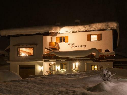 Bed & Breakfast Haus Schrofenstein