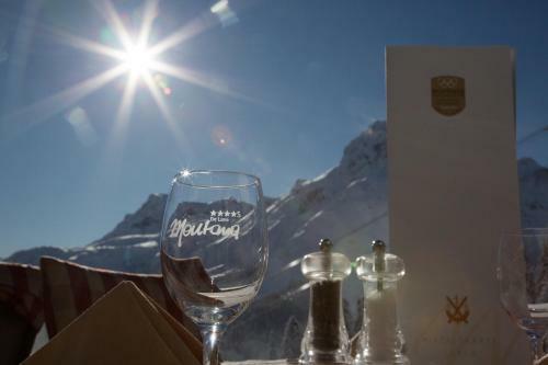 Hotel & Chalet Montana