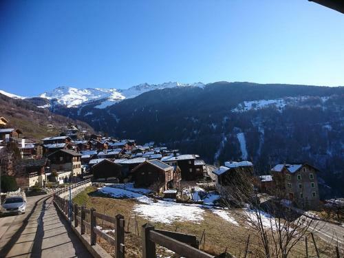 Chalet "chez Claudine Et Charles"