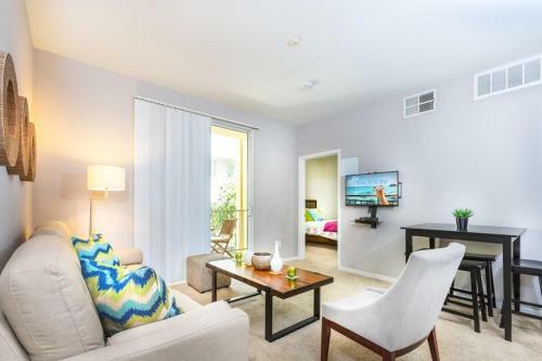 Broadway Apartment #35