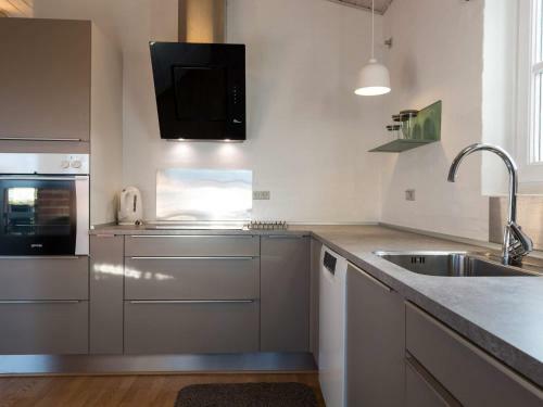 Holiday Home Fan� Cxxii