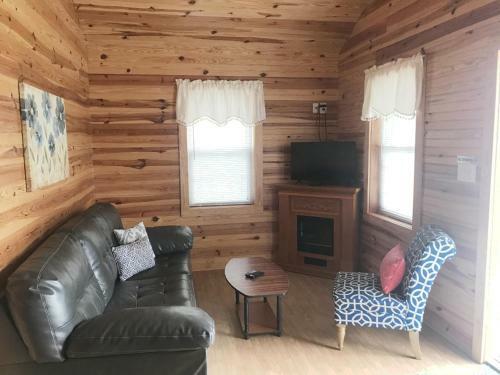 Moonlight Lake Rv Park And Cottages