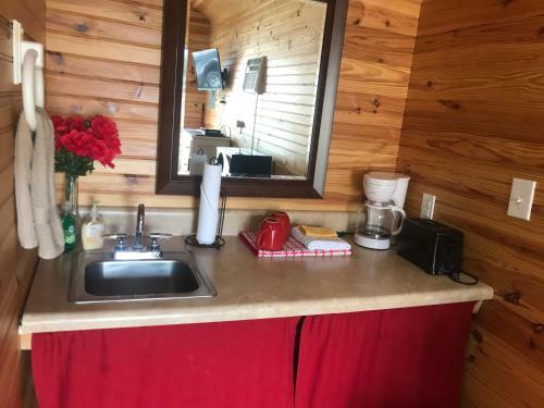 Moonlight Lake Rv Park And Cottages