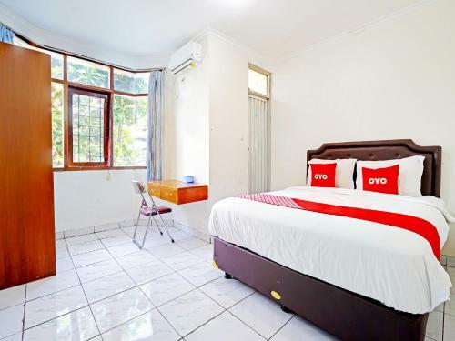 Hotel Oyo 90840 Teratai Residence