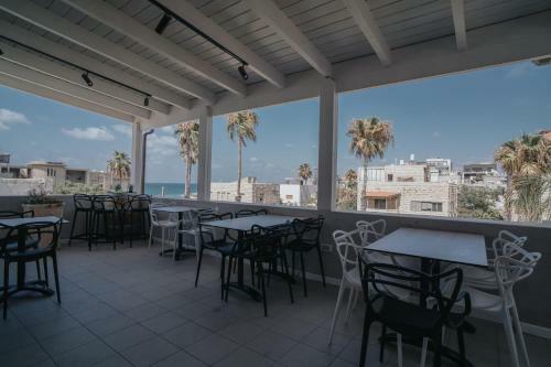 Seashell Hotel