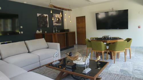 Hotel Panther Bay Villa & Golf
