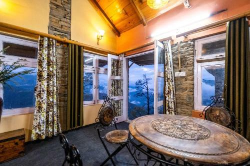 Himalayan Paradise, Boutique Room W Binsar View