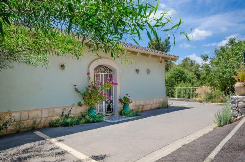 Bed & Breakfast Shlomo Suite ?????? ????