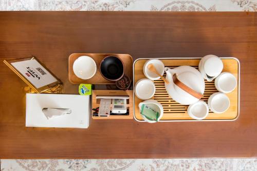 Locals Apartment House 20