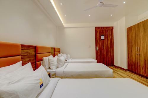 Hotel Myspace Triton Suites