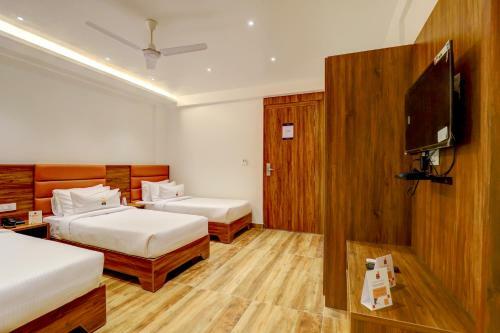 Hotel Myspace Triton Suites