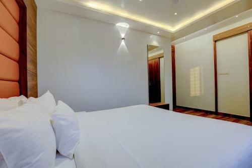Hotel Myspace Triton Suites