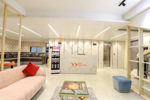 Hotel Myspace Triton Suites