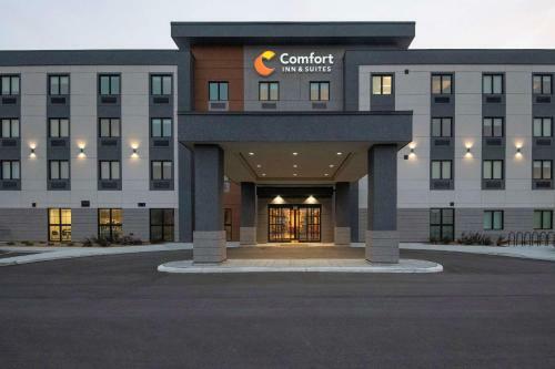 Hotel Comfort Inn & Suites