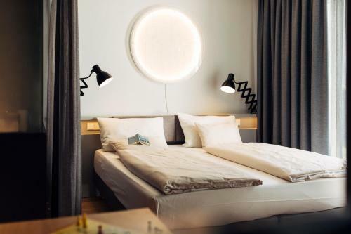 Harry's Home Hotel & Apartments