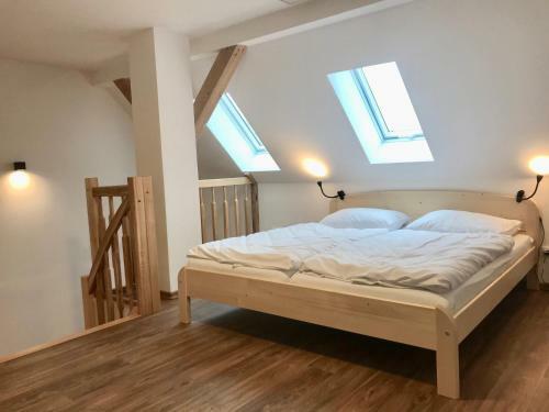 Apartm�ny Na Hand?