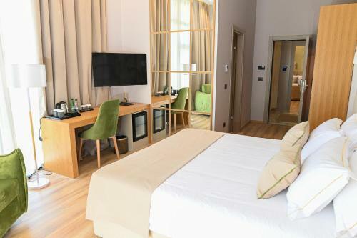 White Hill Hotel