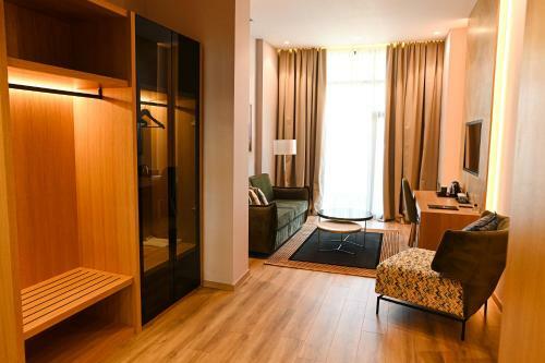 White Hill Hotel