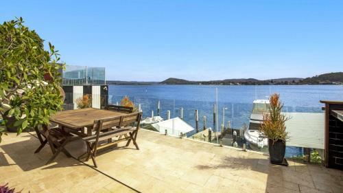 Waterfront Studio - Perfect For Couples