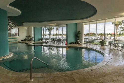Apartamento Bella Luna 202 - Luxurious Bayfront 3bd/3ba