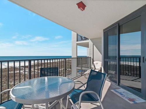 Apartamento Phoenix VI 6512 - Beachfront W/ Beautiful Ocean Views!