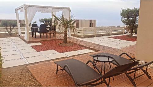 Pristine Apartments At Gc, Palase, Dhermi