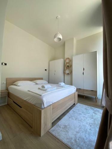 Pristine Apartments At Gc, Palase, Dhermi