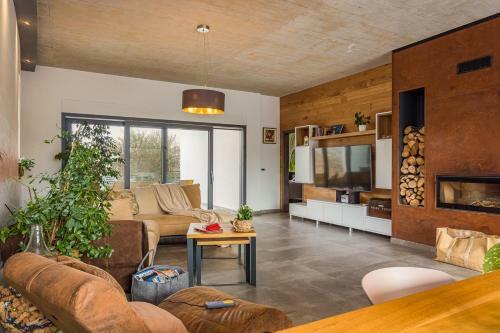 Hostal Bijou House With Apartments