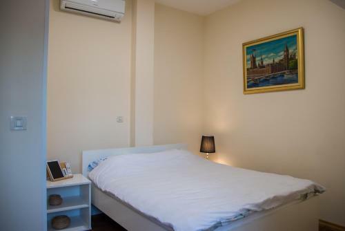 Plaza Apartments