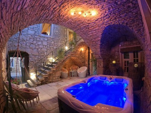 Villa Stone House Hedonia