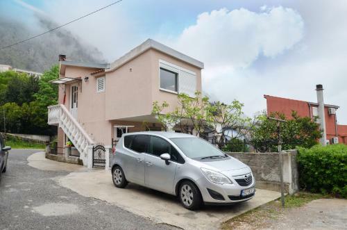 Apartment Buki