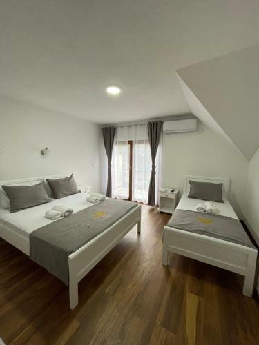 Hotel5e