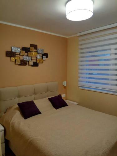 Apartment Cherry Gold